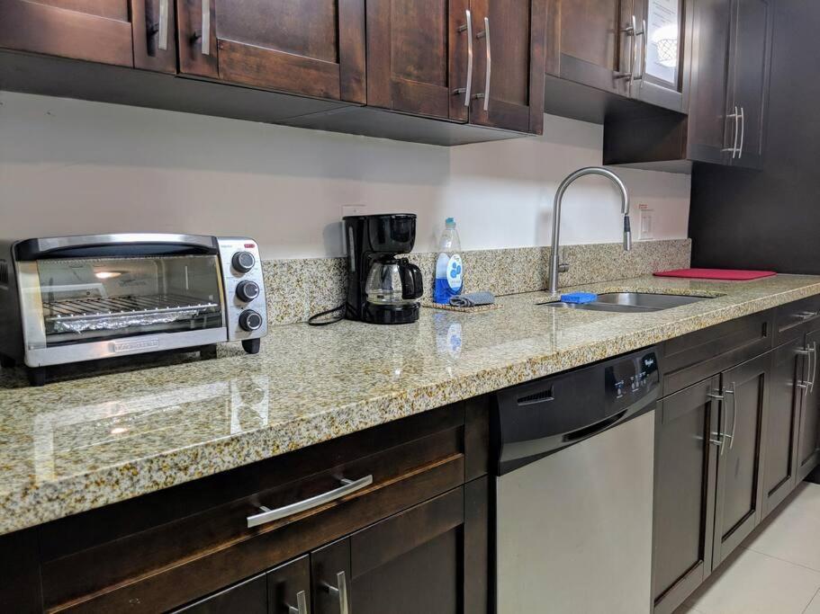 A2 - Endless Summer Vacation Rentals - 3 Bedroom Apartment Close To Casino 포트 로더데일 외부 사진
