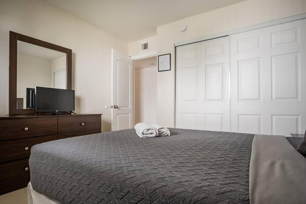 A2 - Endless Summer Vacation Rentals - 3 Bedroom Apartment Close To Casino 포트 로더데일 외부 사진